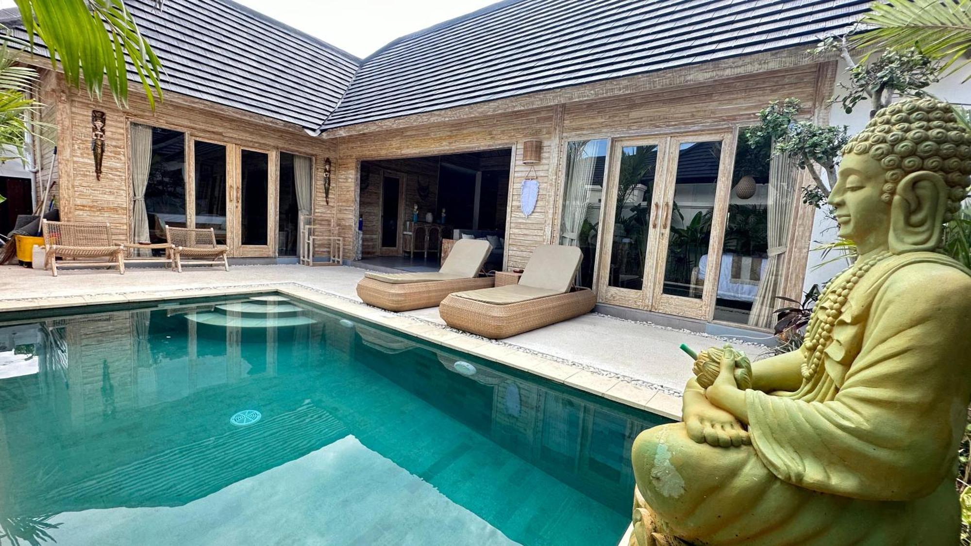 Kubu Dimel Suites And Villas Resort Nusa Dua  Zewnętrze zdjęcie